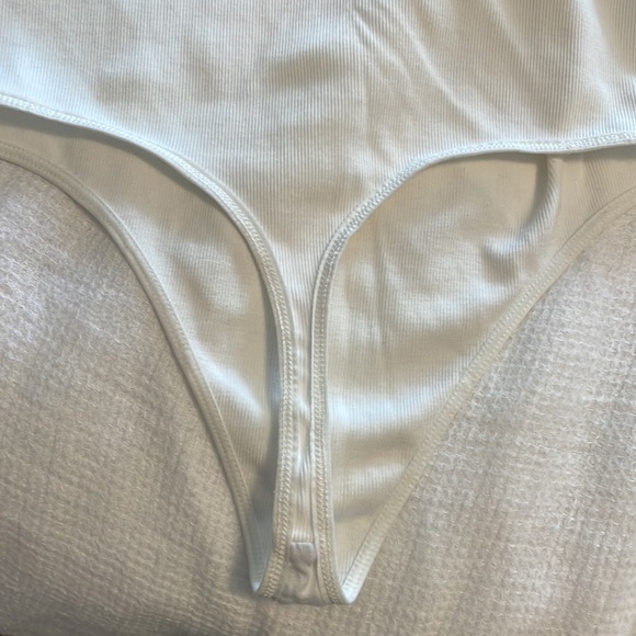 Little Moon Calanthe bodysuit - Picture 5 of 5